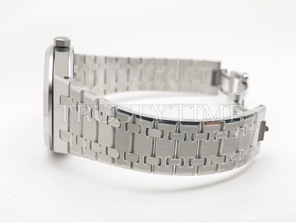 Копия часов Audemars Piguet Royal Oak Ice Blue Baguette Dial Limited Edition 15510BC.OO.1320BC.01 Арт.AP-1206