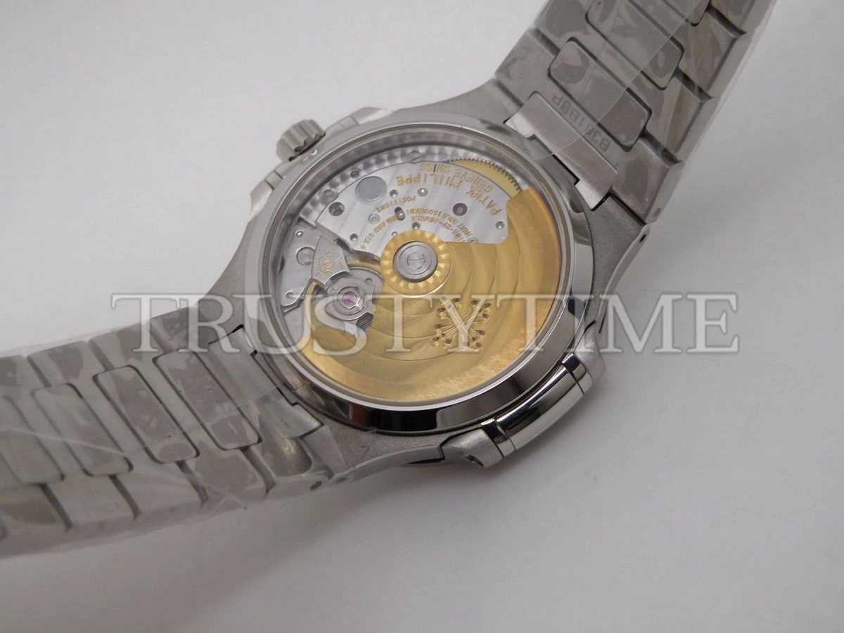 Копия часов Patek Philippe Nautilus Lades 34mm 7018/1A-001 Арт.PP-0492