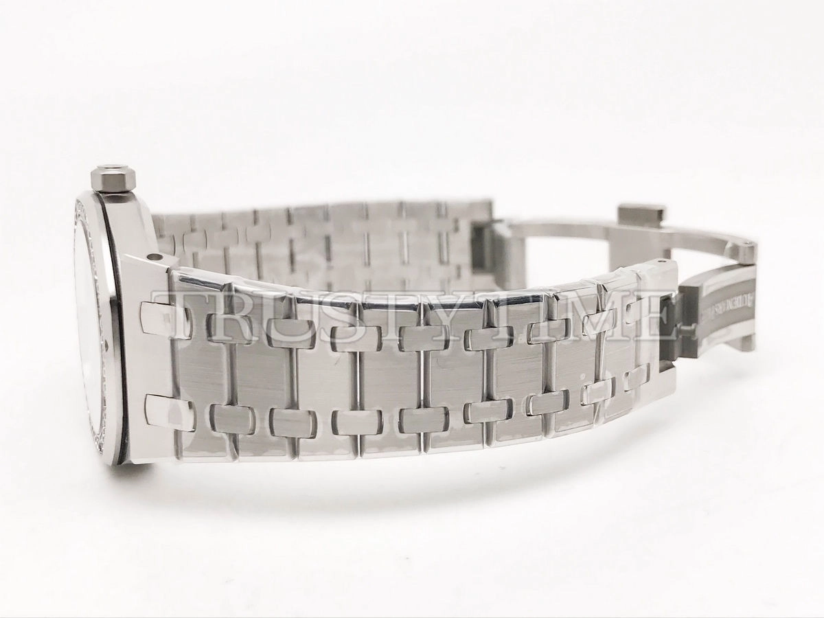 Копия часов Audemars Piguet Royal Oak Ladies 33mm 67651BC.ZZ.1261BC.01 Арт.AP-1150