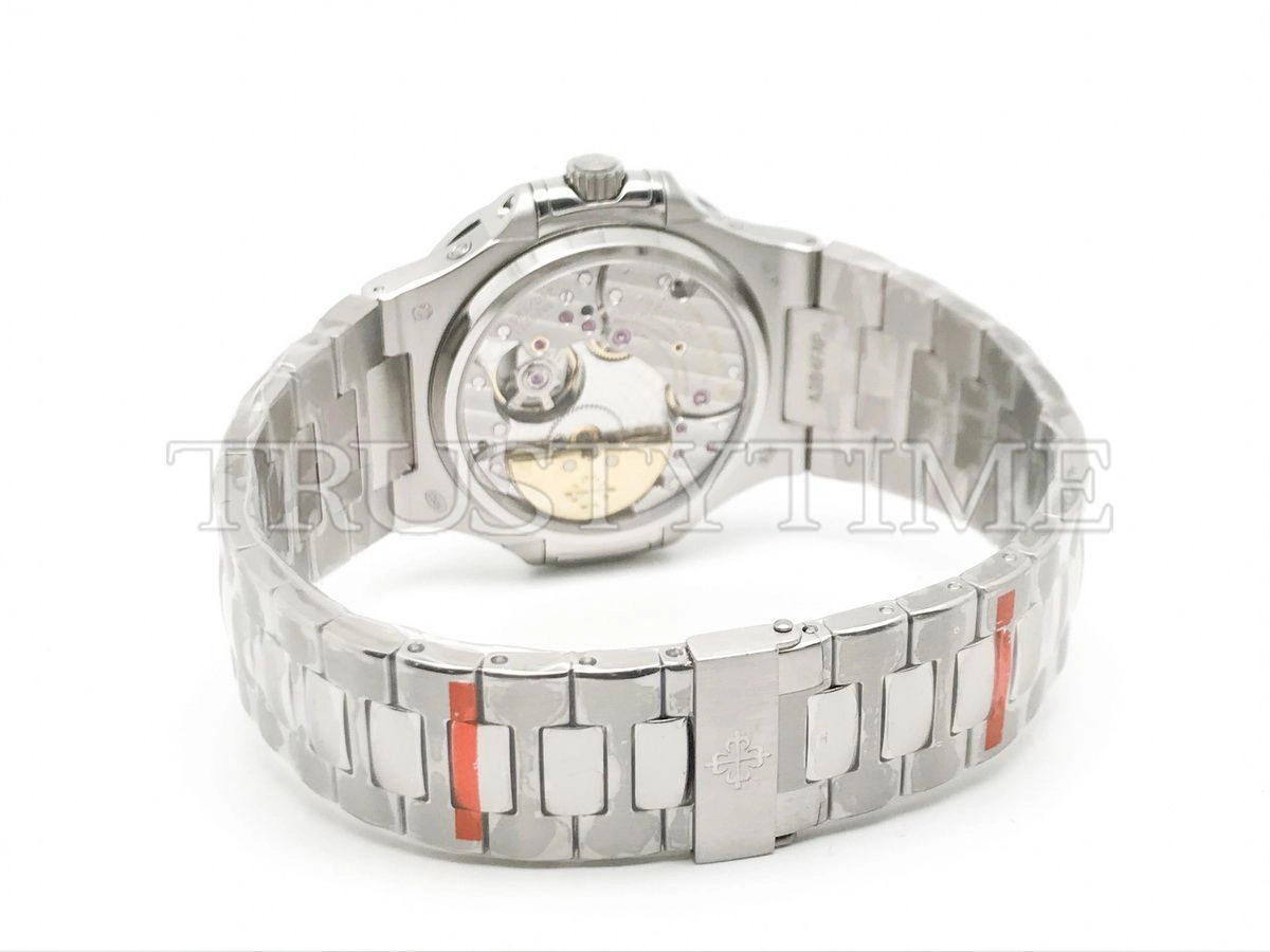 Копия часов Patek Philippe Nautilus Perpetual Calendar 40mm 5740/1G-001 Арт.PP-0737