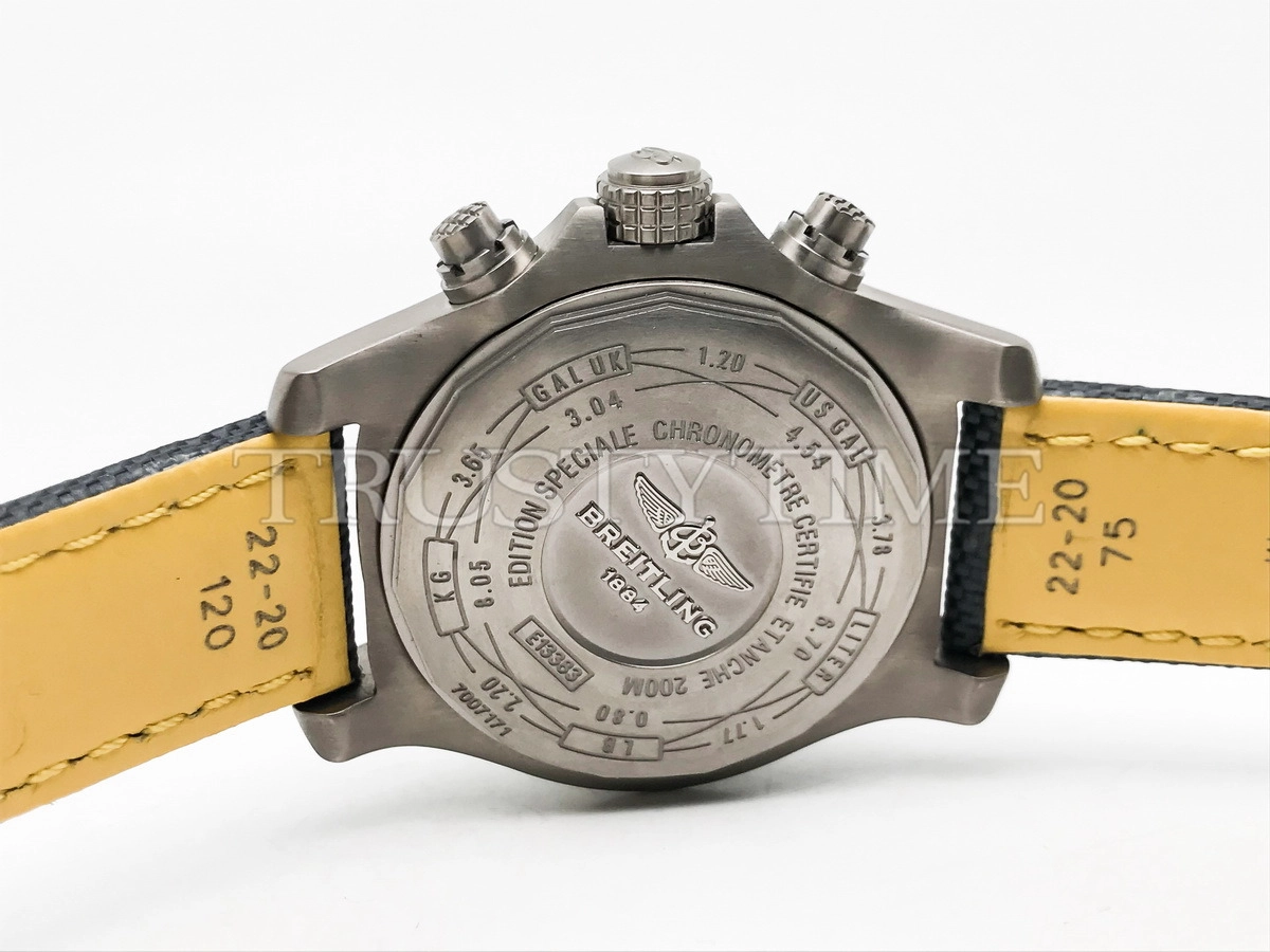 Копия часов Breitling Avenger Bandit Chronograph 45 E13383101M2W1 Арт.BT-1084
