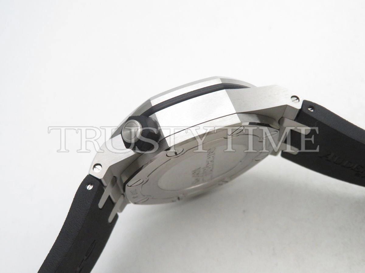 Копия часов Audemars Piguet Royal Oak Offshore Diver 15703ST.OO.A002CA.01 Арт.AP-0978