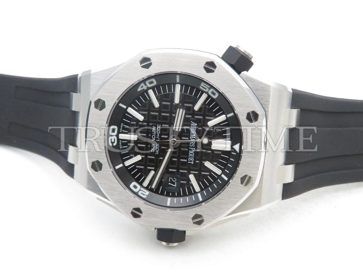 Копия часов Audemars Piguet Royal Oak Offshore Diver 15703ST.OO.A002CA.01 Арт.AP-0978