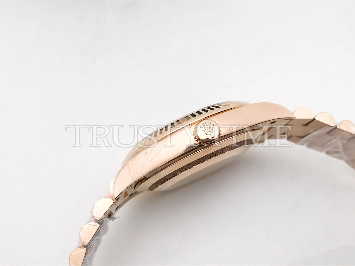 Копия часов Rolex Day-Date 40mm 228235-0045 Арт.RX-2755