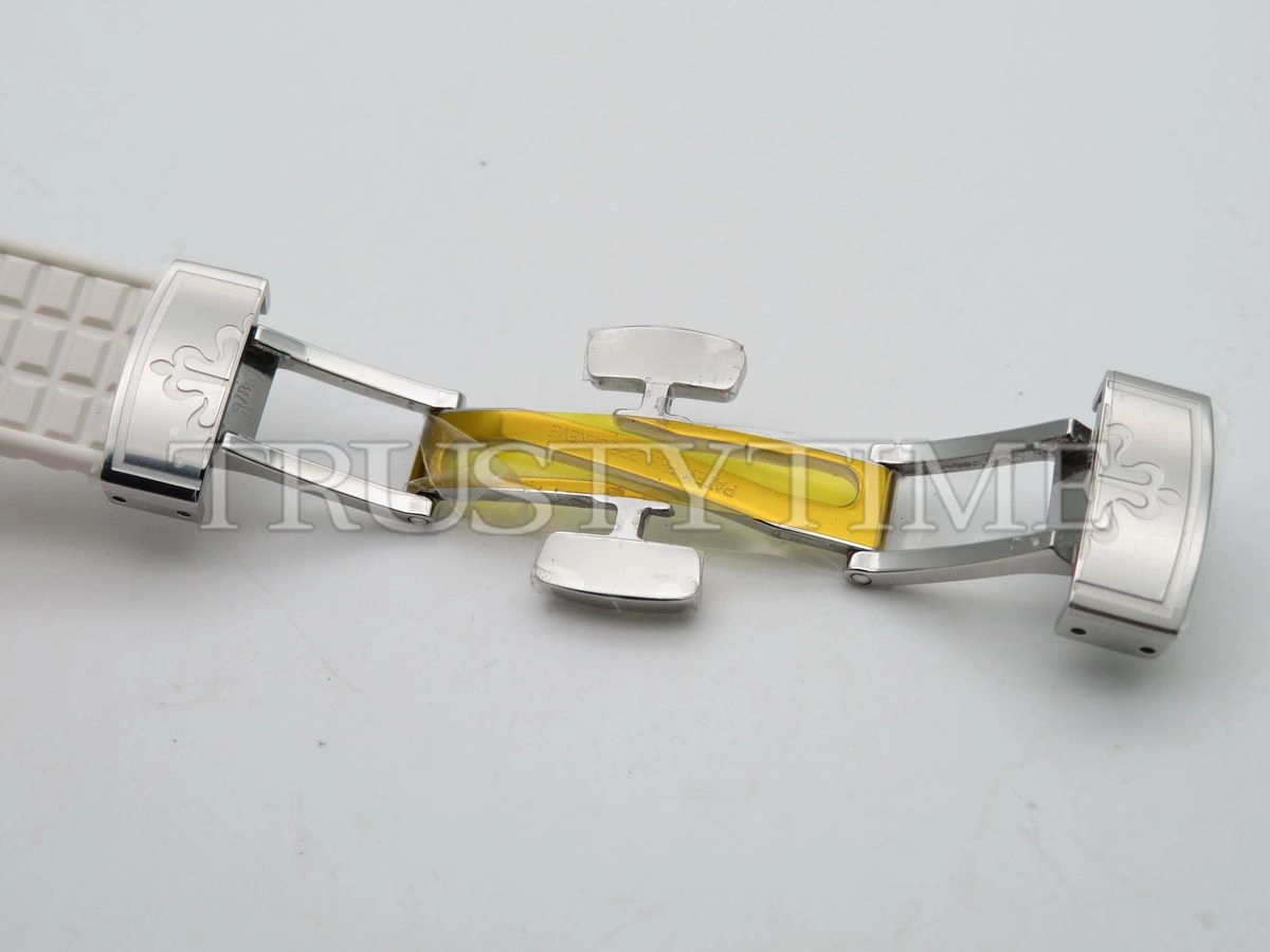 Копия часов Patek Philippe Aquanaut Quartz Ladies 35mm 5067A-024 Арт.PP-0357