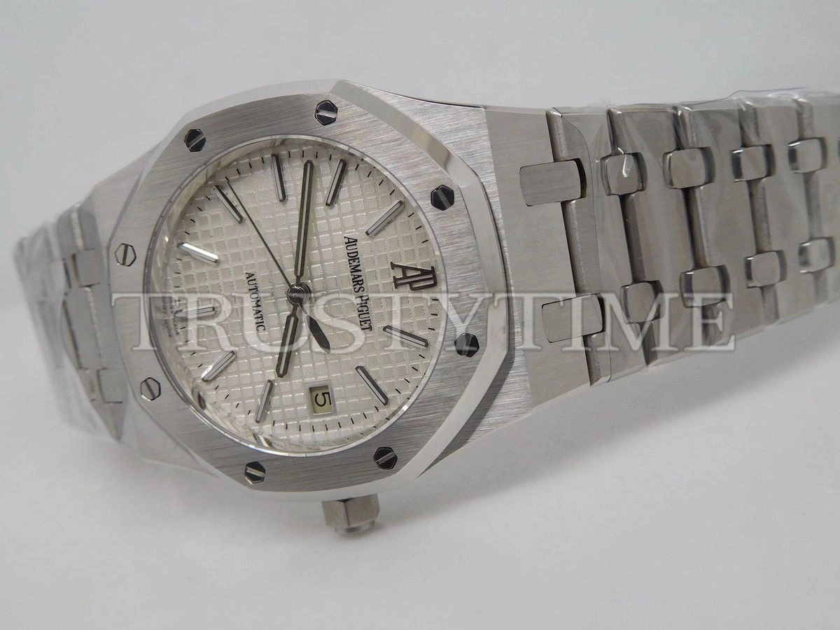Копия часов Audemars Piguet Royal Oak 39mm 15300ST.OO.1220ST.01 Арт.AP-0665