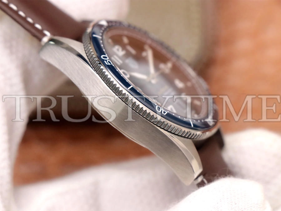 Копия часов Tag Heuer Autavia Isograph Calibre 5 42mm WBE5116.FC8266 Арт.TG-0602