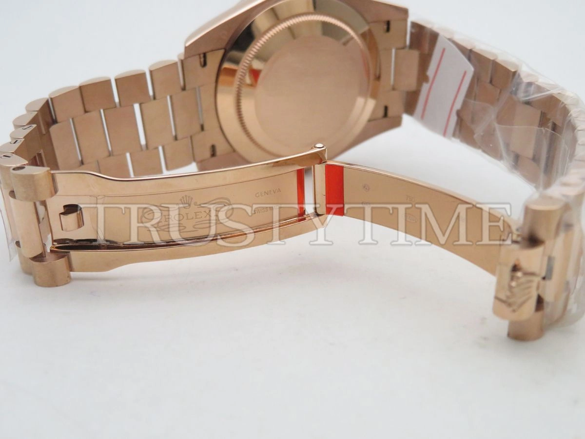 Копия часов Rolex Day-Date 40mm 228345RBR-0006 Арт.RX-1630