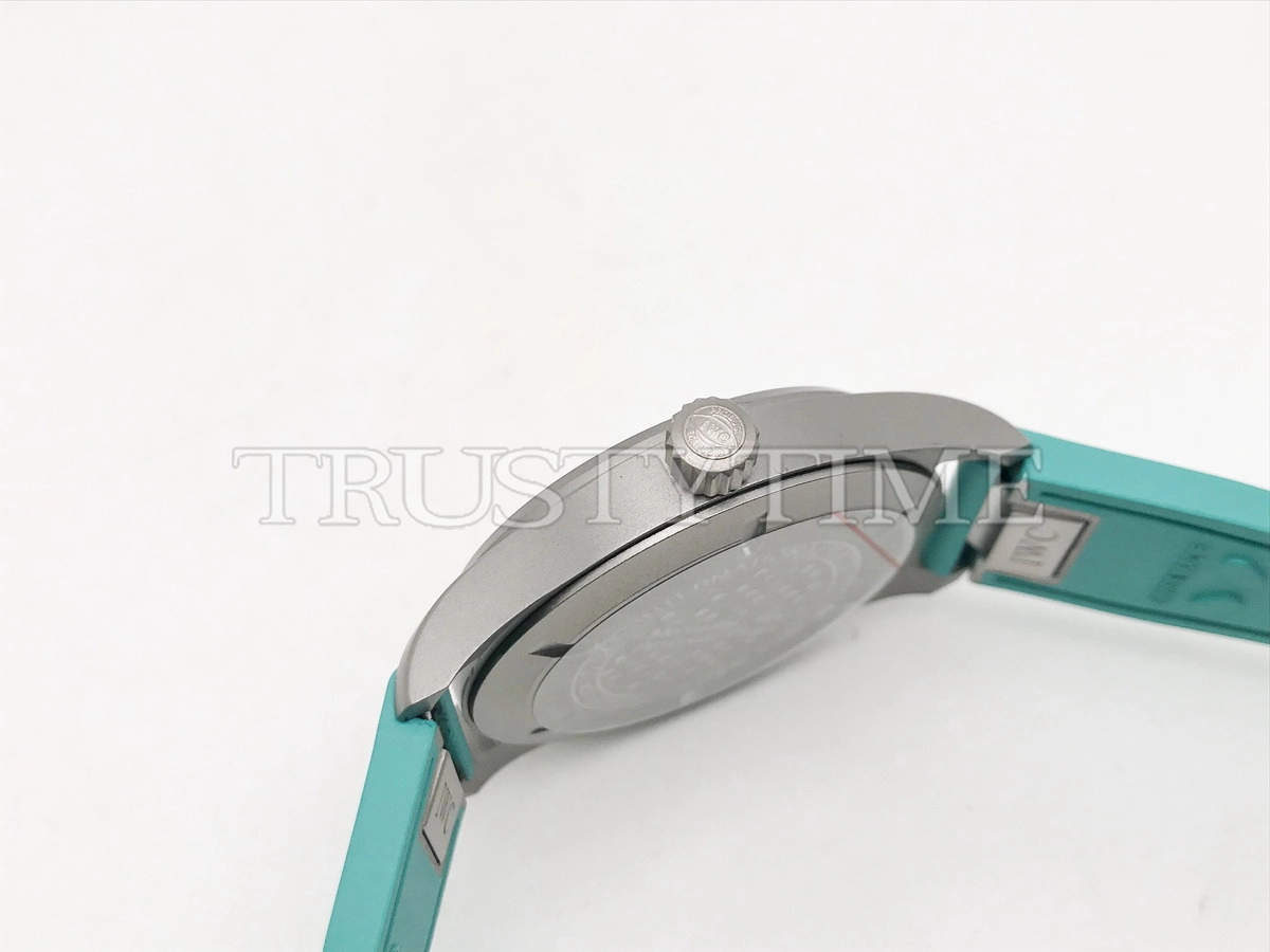 Копия часов IWC Pilot’s Watch Mark XX Mercedes-AMG PETRONAS Formula One™ Team 40 IW328210 Арт.IW-0930