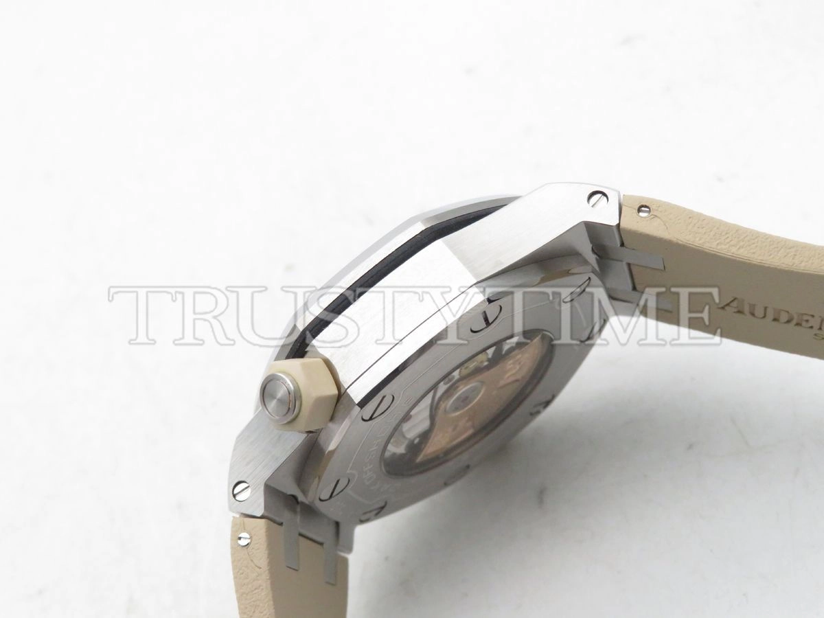 Копия часов Audemars Piguet Royal Oak Offshore Diver 15710ST.OO.A085CA.01 Арт.AP-1009