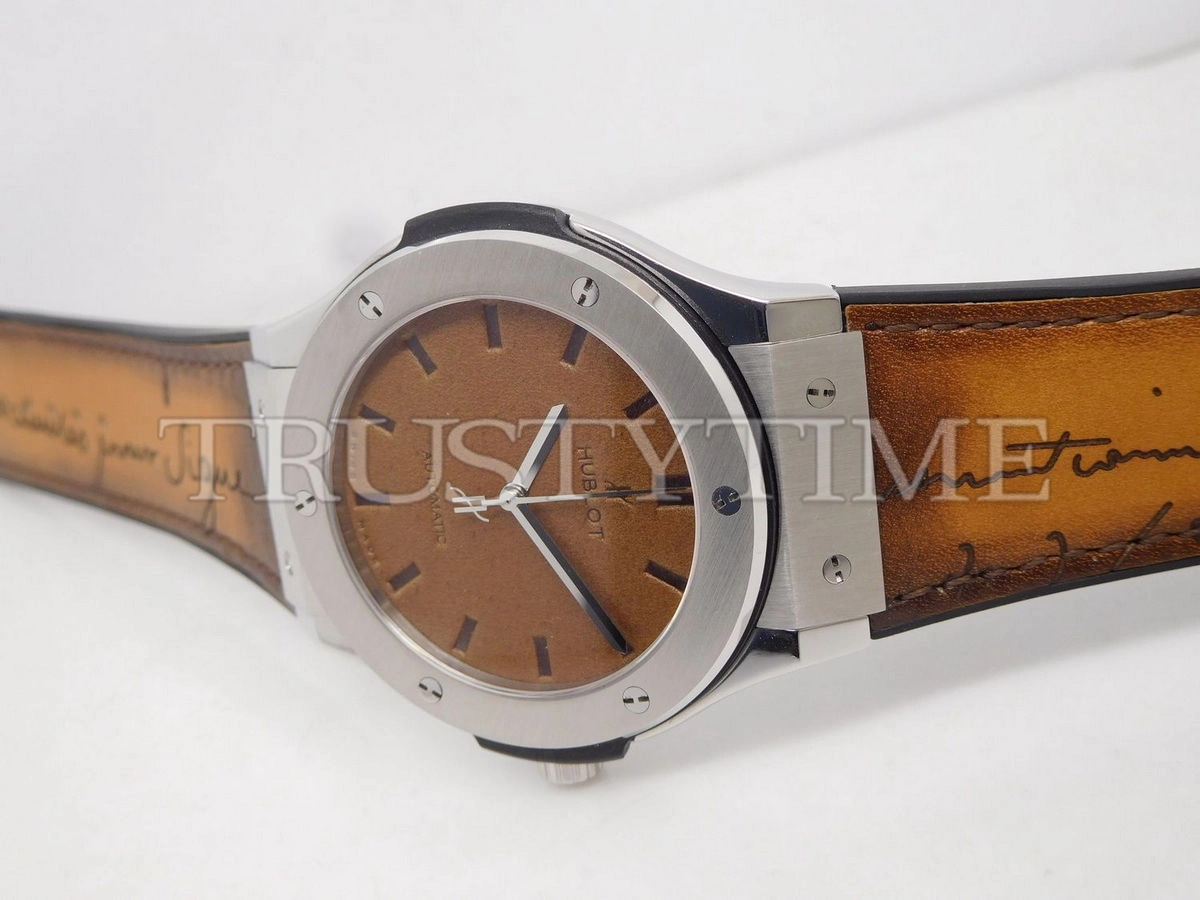 Копия часов Hublot Classic Fusion Berluti Scritto Platinium 45mm 511.TX.050T.VR.BER16 Арт.HB-0489