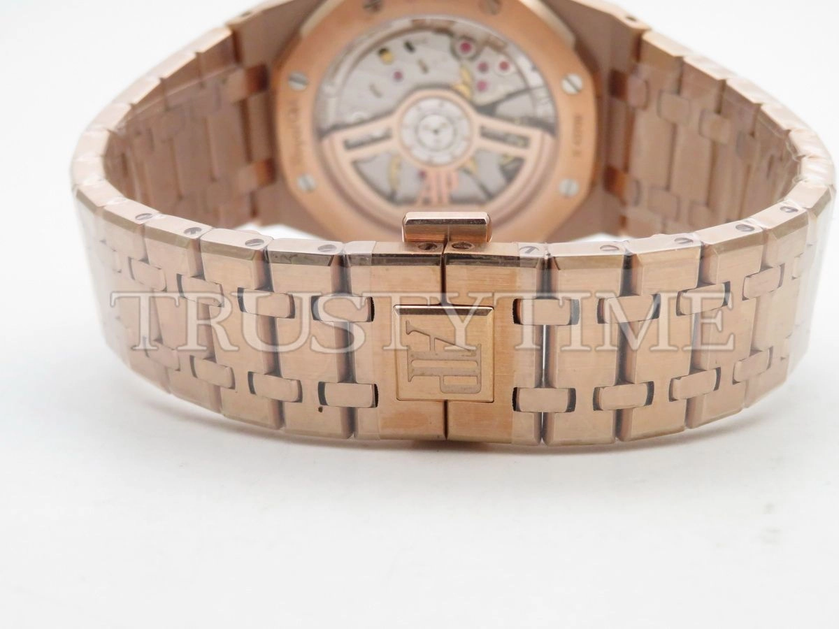 Копия часов Audemars Piguet Royal Oak 15400OR.OO.1220OR.03 Арт.AP-0747