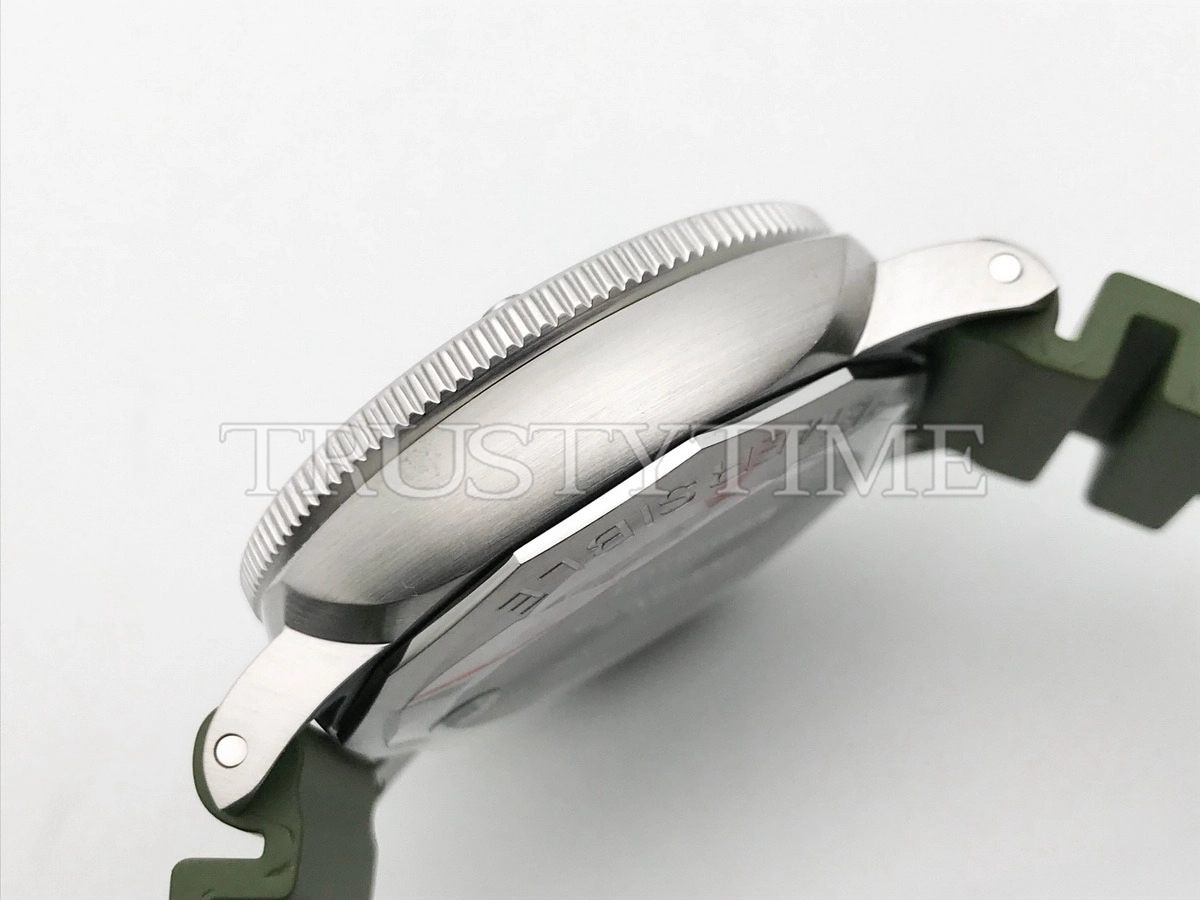 Копия часов Panerai Submersible QuarantaQuattro Bianco 44mm PAM01226 Арт.PN-0920