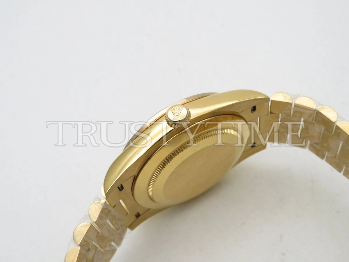 Копия часов Rolex Day-Date 40mm 228348RBR-0008 Арт.RX-1635