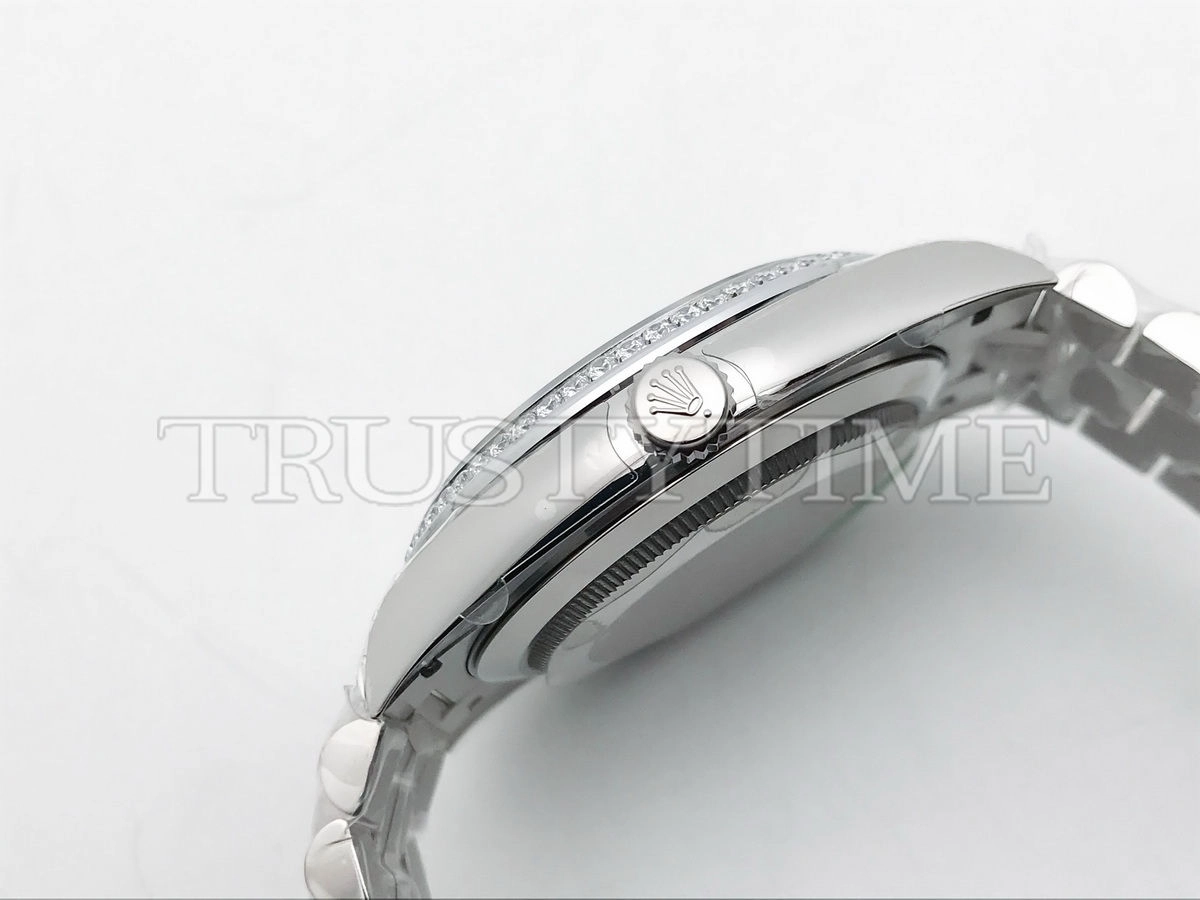 Копия часов Rolex Day-Date 40mm 228349RBR-0003 Арт.RX-1625