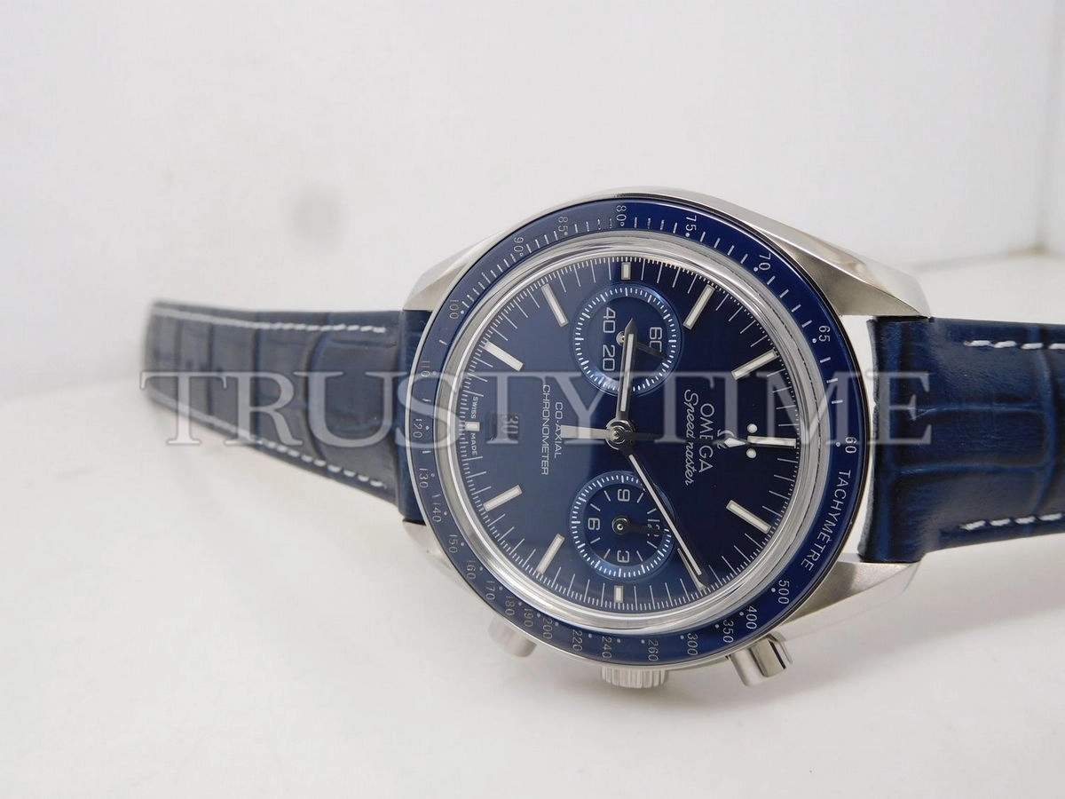 Копия часов Omega Speedmaster Moonwatch Co-Axial Chronograph 44mm 311.93.44.51.03.001