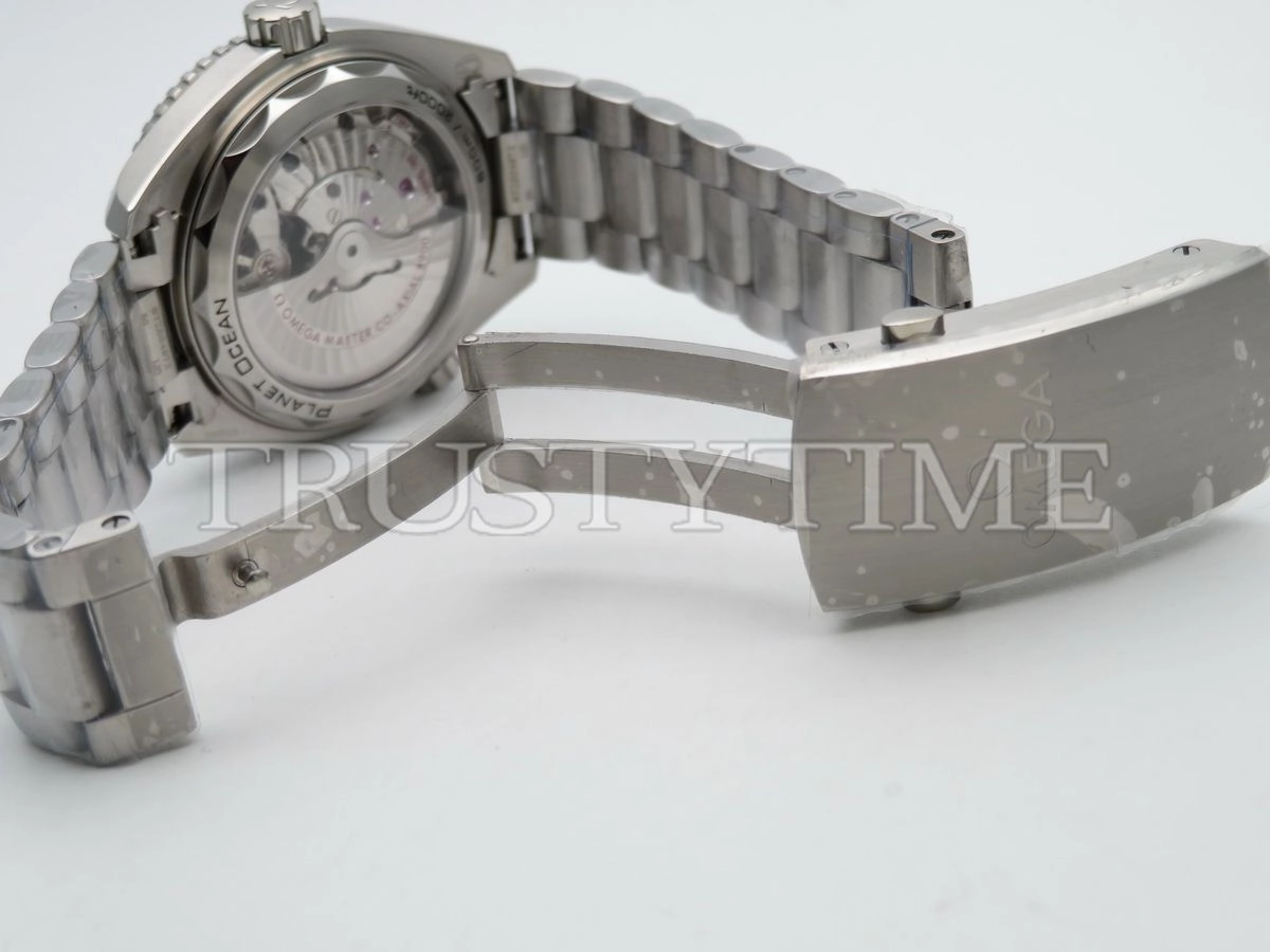 Копия часов Omega Seamaster Planet Ocean 600m Co-axial Chronometer 43,5mm 215.30.44.21.03.001 Арт.OM-0545