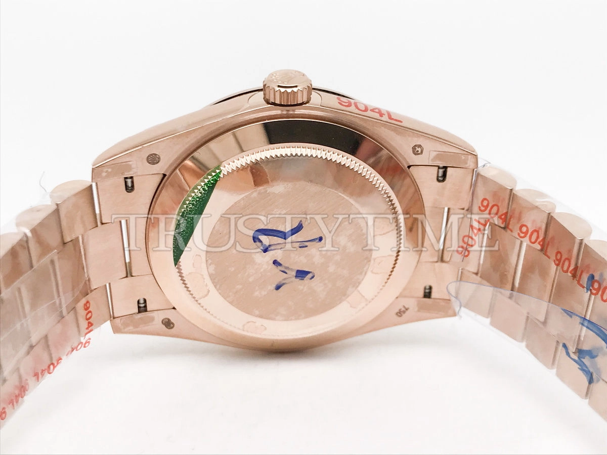 Копия часов Rolex Day-Date 40mm 228235-0005 Арт.RX-2753