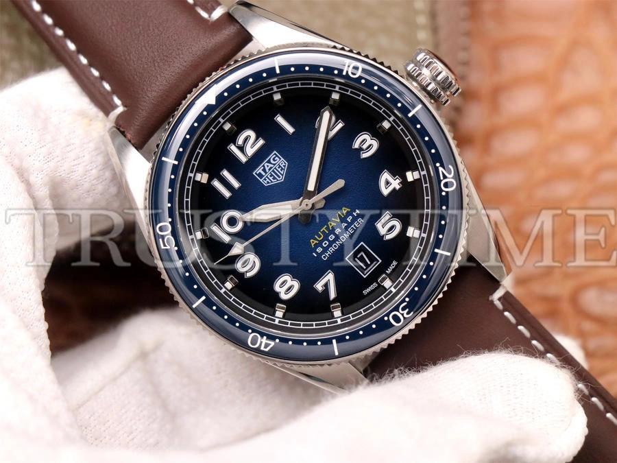 Копия часов Tag Heuer Autavia Isograph Calibre 5 42mm WBE5116.FC8266 Арт.TG-0602