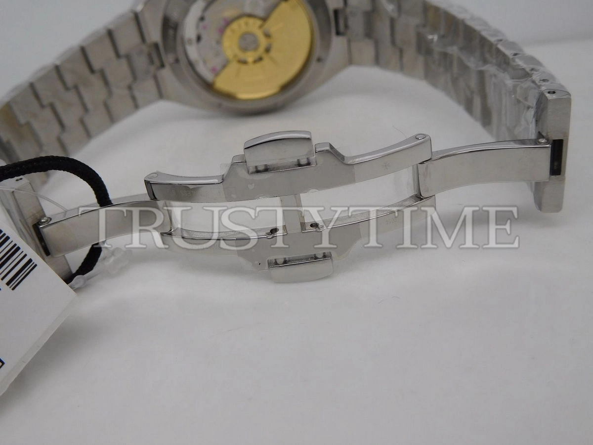 Копия часов Vacheron Constantin Overseas Chronograph 42mm 5500V/110A-B147 Арт.VC-0184