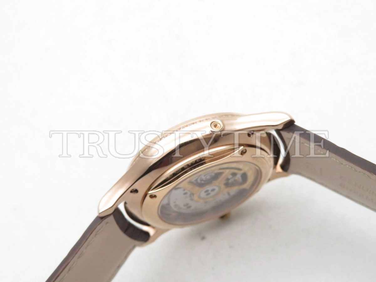Копия часов Jaeger-LeCoultre Master Ultra Thin Moon 39mm 1362501 Арт.JL-0365