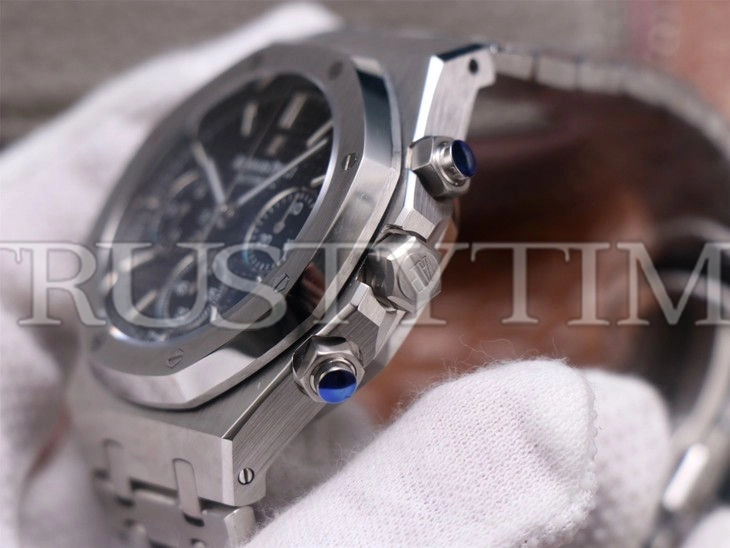 Копия часов Audemars Piguet Royal Oak Chronograph 26320ST.OO.1220ST.01 Арт.AP-0469