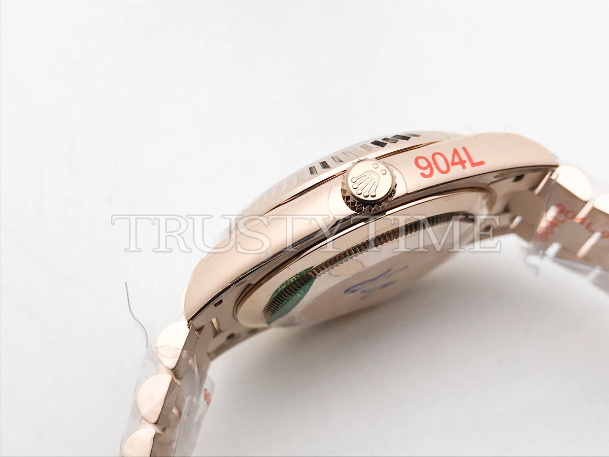 Копия часов Rolex Day-Date 40mm 228235-0005 Арт.RX-2753