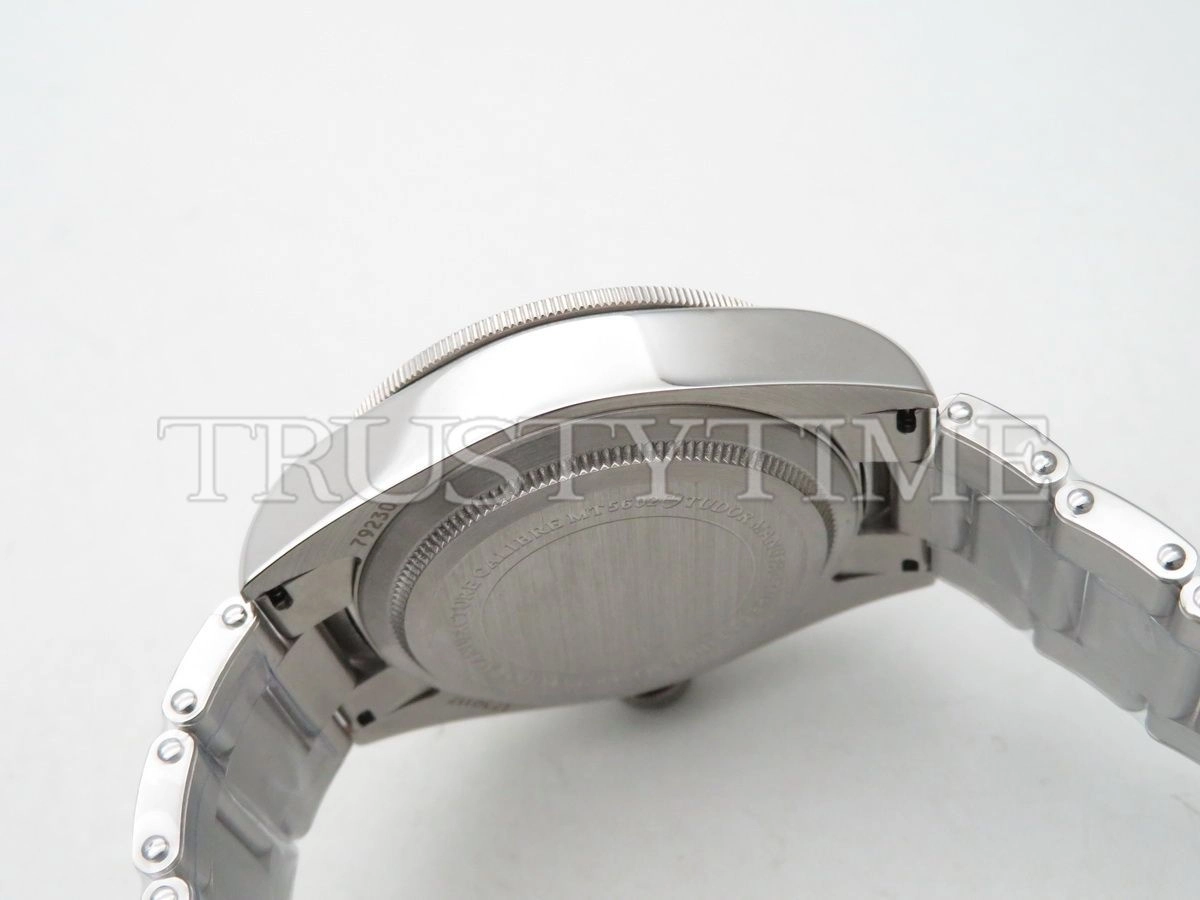 Копия часов Tudor Heritage Black Bay 41mm M79230R-0012 Арт.TD-0756