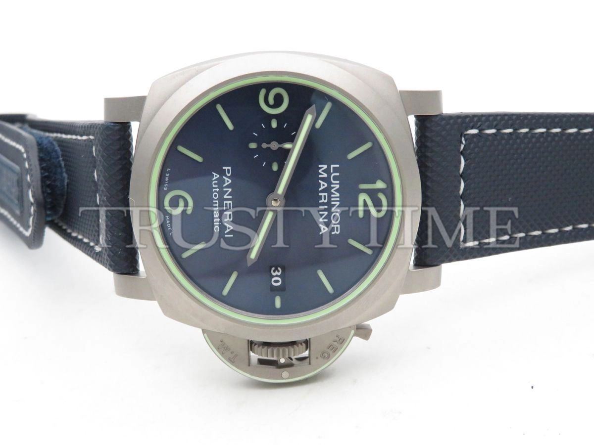 Копия часов Panerai Luminor 1950 3 Days Titanium 44mm PAM01117 Арт.PN-0792