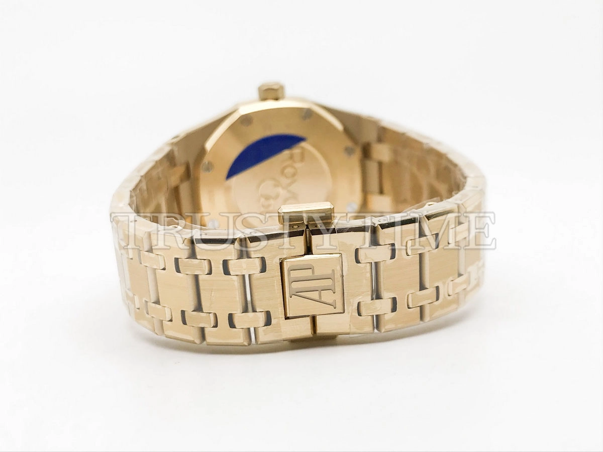 Копия часов Audemars Piguet Royal Oak Ladies 33mm 67651BA.ZZ.1261BA.01 Арт.AP-0735