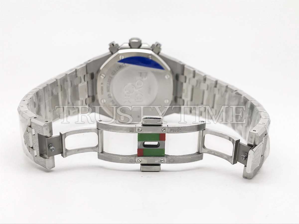 Копия часов Audemars Piguet Royal Oak Frosted Gold Selfwinding Chronograph 26331BC.GG.1224BC.02 Арт.AP-1239