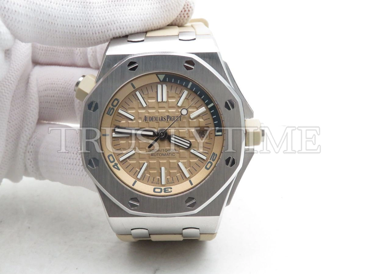 Копия часов Audemars Piguet Royal Oak Offshore Diver 15710ST.OO.A085CA.01 Арт.AP-1009