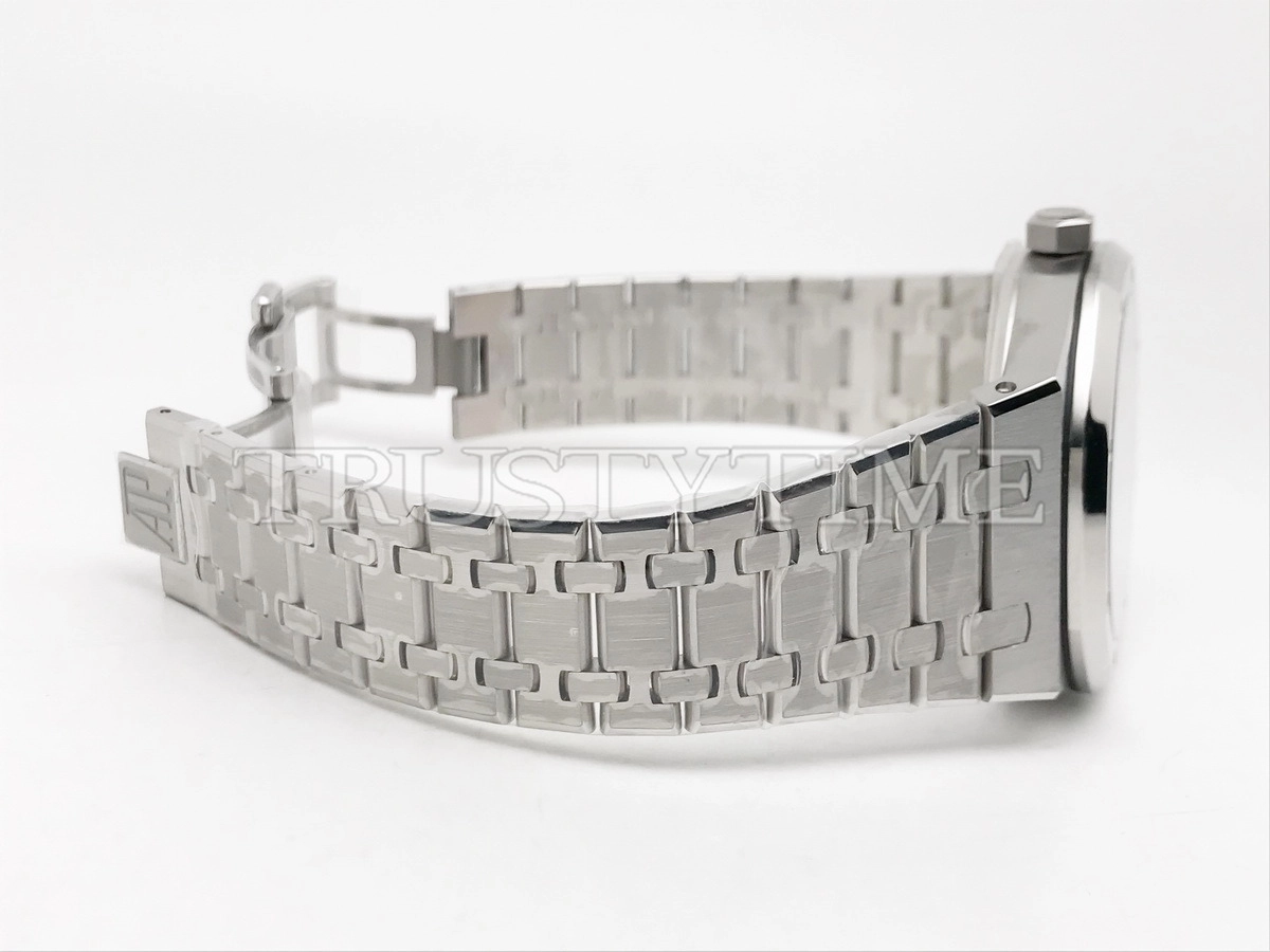 Копия часов Audemars Piguet Royal Oak Selfwinding Special Edition 15510BC.OO.1320BC.02 Арт.AP-1212