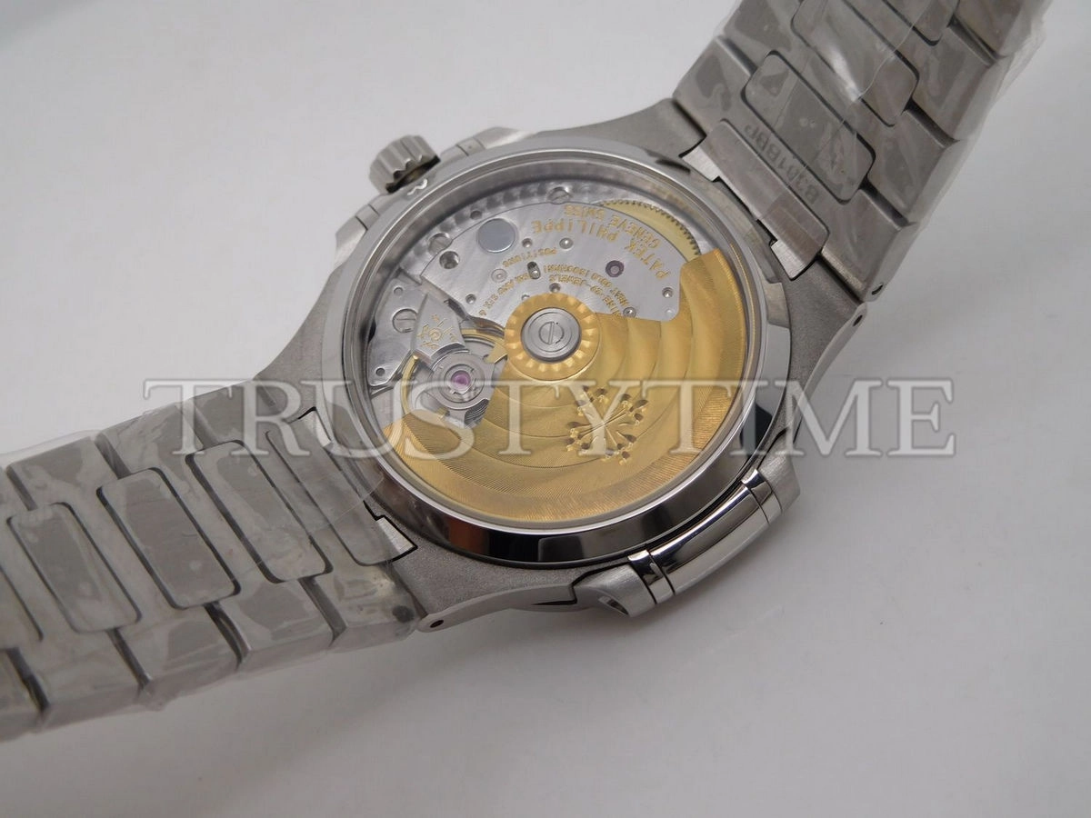 Копия часов Patek Philippe Nautilus Lades 34mm 7018/1A-010 Арт.PP-0493