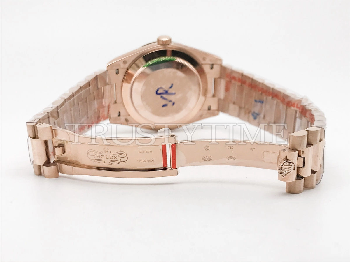 Копия часов Rolex Day-Date 40mm 228235-0053 Арт.RX-3370