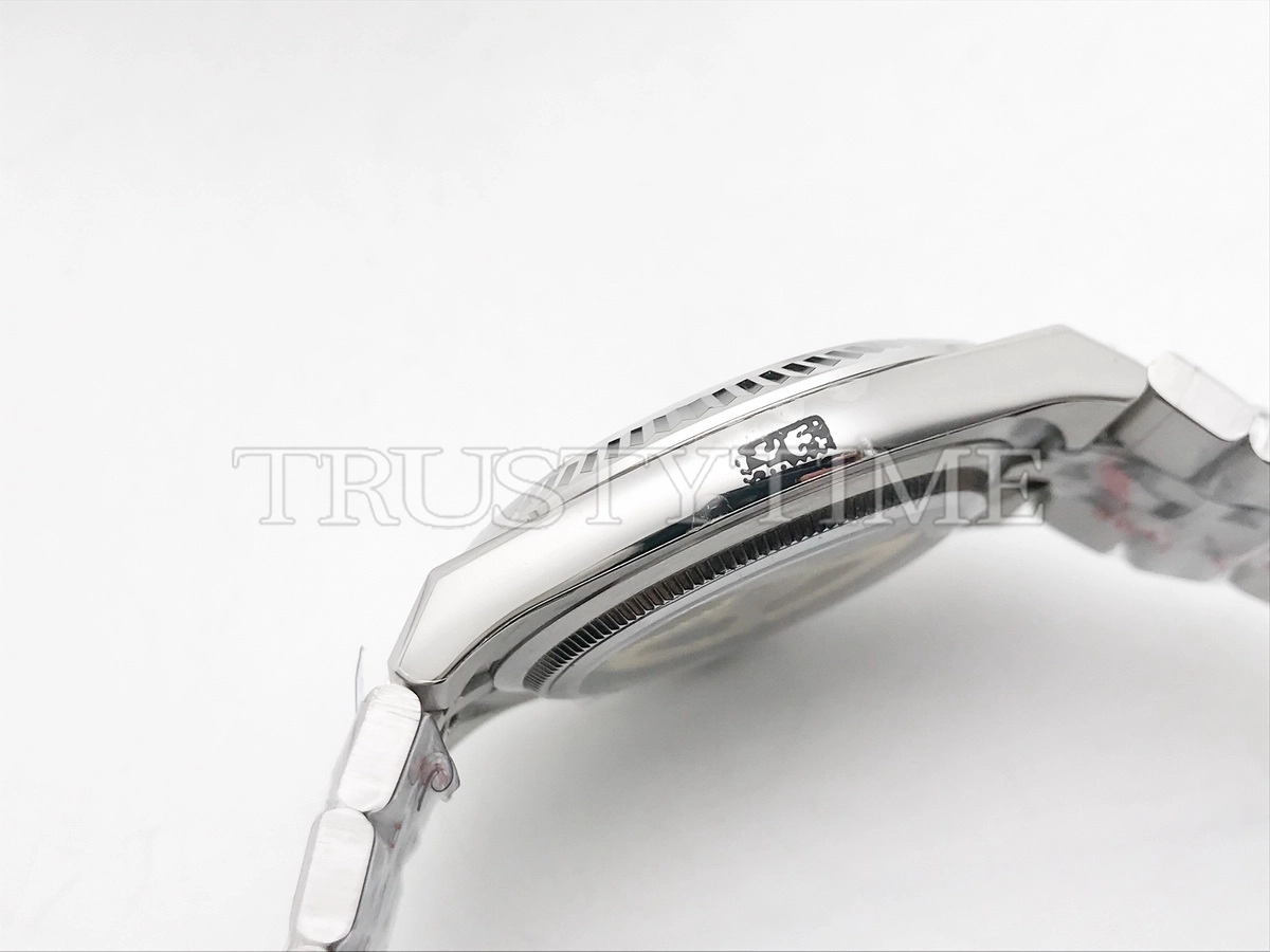 Копия часов Rolex Land-Dweller 40mm 127334-0001 Арт.RX-3538