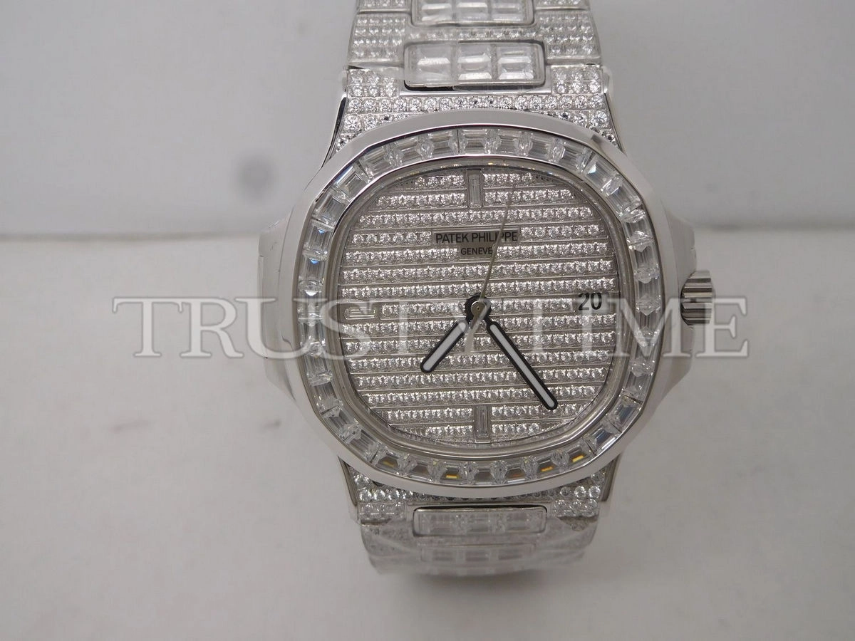 Копия часов Patek Philippe Nautilus 40mm 5719/10G-010 Арт.PP-0489