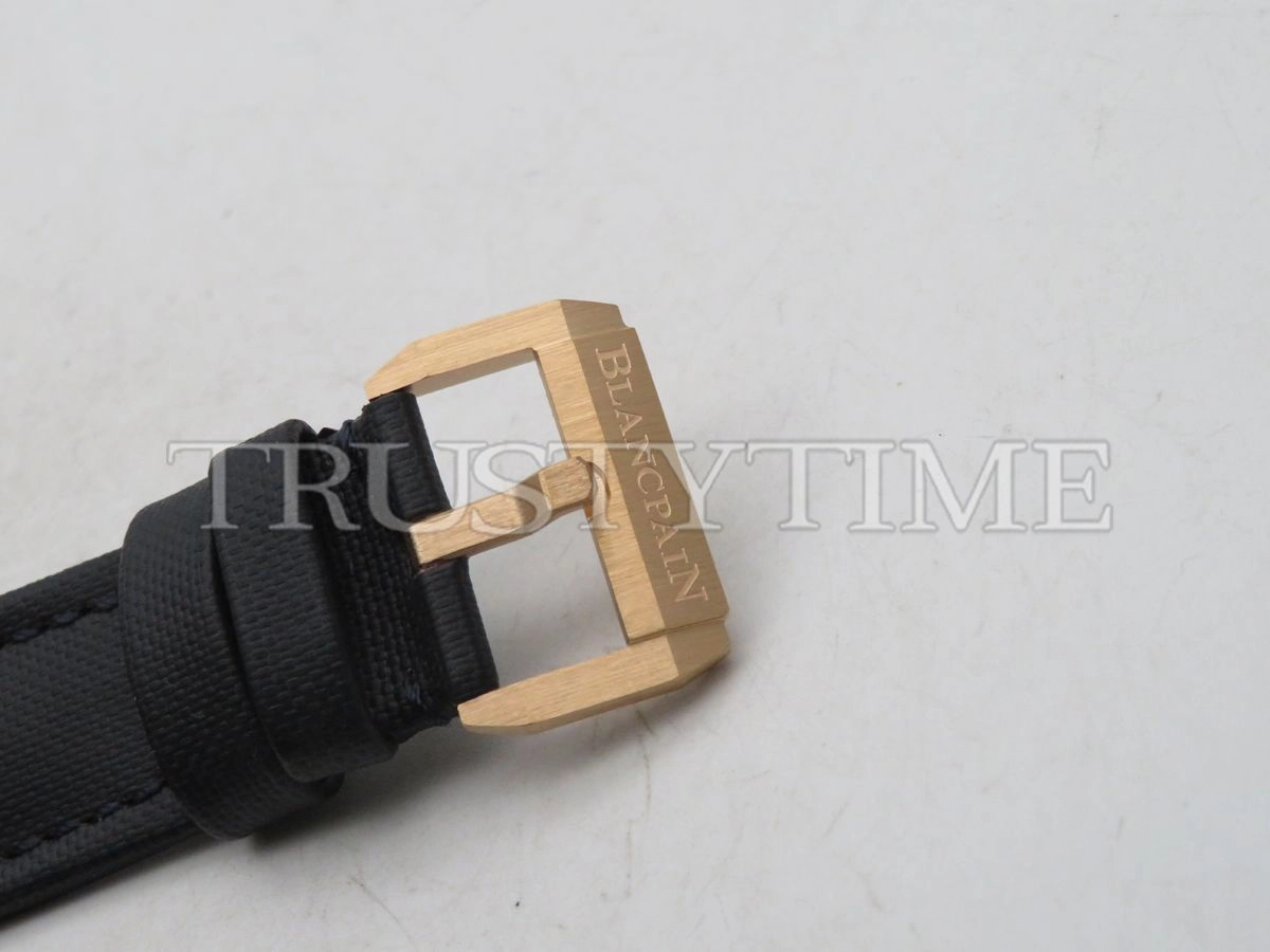 Копия часов Blancpain Fifty Fathoms Bathyscaphe 5000-36S40-O52A Арт.BP-0345