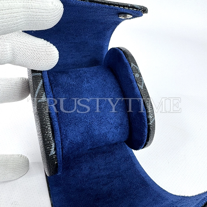 Копия часов Дорожный футляр Louis Vuitton на 1 пару часов Арт.LV-003