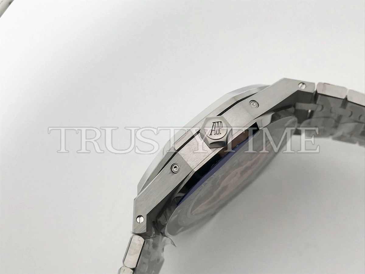 Копия часов Audemars Piguet Royal Oak Perpetual Calendar 26613ST.OO.1220ST.01 Арт.AP-1038