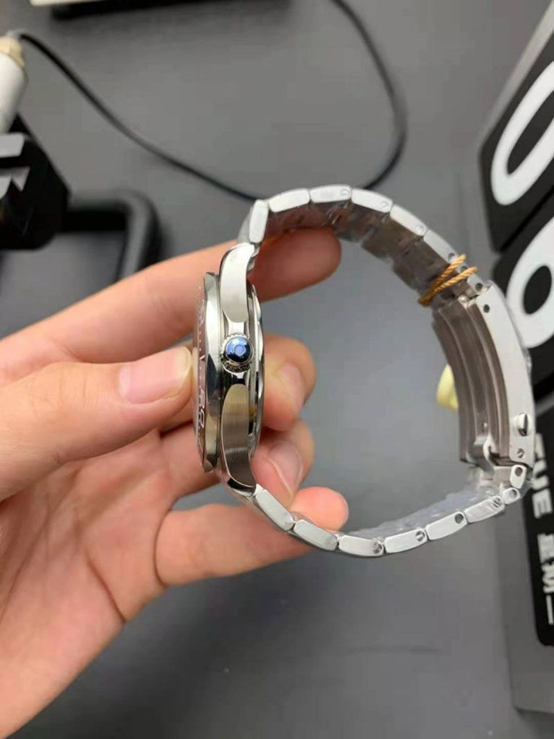 Копия часов Omega Seamaster Diver 300m Black Копия часов Omega Seamaster Diver 300m Black