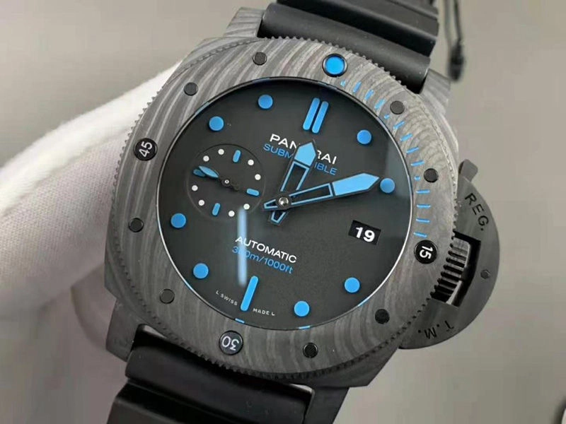 Реплика часов Panerai Submersible Carbotech PAM1616 Реплика часов Panerai Submersible Carbotech PAM1616