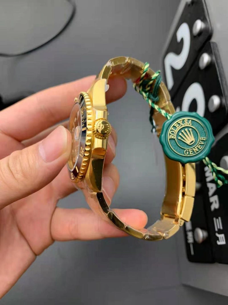 Копия часов Rolex Submariner 116618LN с черным циферблатом Копия часов Rolex Submariner 116618LN с черным циферблатом