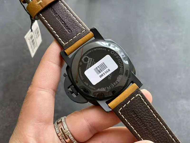 Реплика Panerai Luminor GMT PAM1441 керамика с супер клоном P. 9010