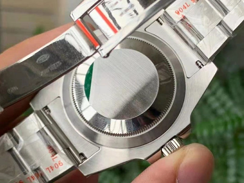 Реплика часов Rolex Submariner 116610LN V11 от Noob Реплика часов Rolex Submariner 116610LN V11 от Noob