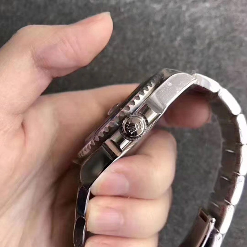 Реплика часов Rolex GMT-Master II 116710 Batman V11 от Noob Реплика часов Rolex GMT-Master II 116710 Batman V11 от Noob