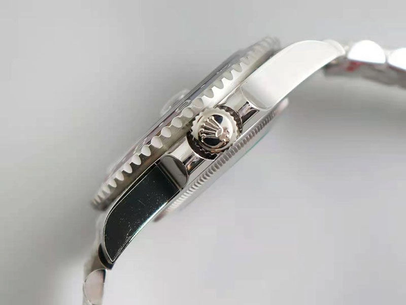 Реплика часов Rolex GMT-Master II 126710 с механизмом 3285 от Noob Реплика часов Rolex GMT-Master II 126710 с механизмом 3285 от Noob