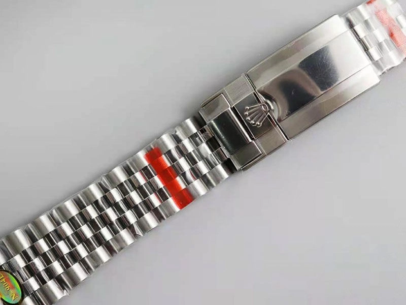 Реплика часов Rolex GMT-Master II 126710 с механизмом 3285 от Noob Реплика часов Rolex GMT-Master II 126710 с механизмом 3285 от Noob